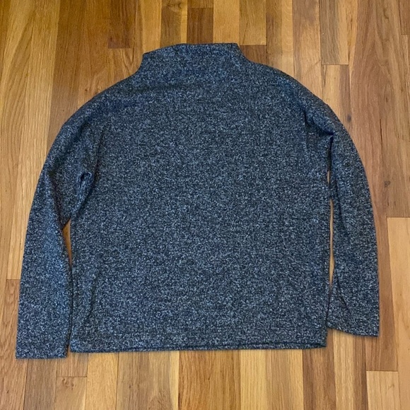 Uniqlo Women’s Gray Turtle Neck Shirt Size M - Picture 1 of 7